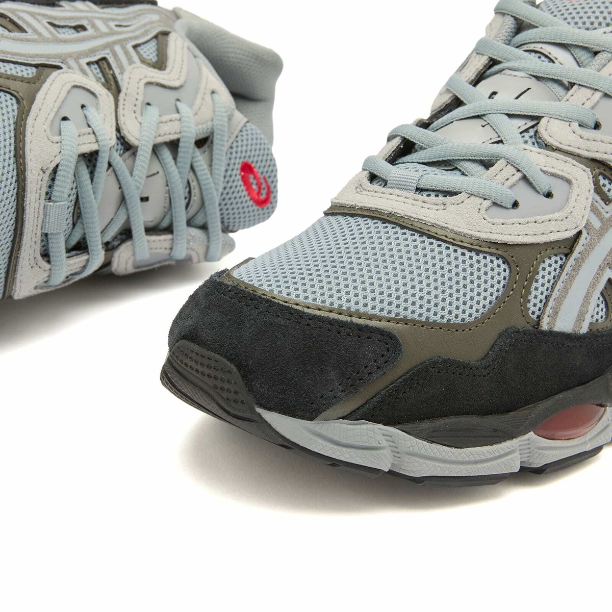 Asics Gel-Nyc in Gravel/Black