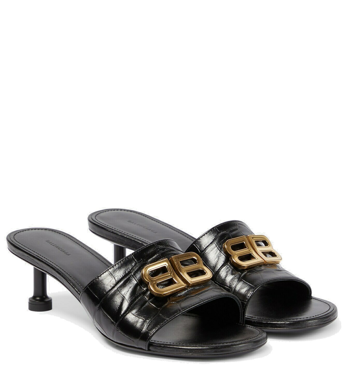VIP【関税送料無料】希少 Balenciaga Tong Crocs Sandals x Crocs thong sandals in white - Balenciaga | Mytheresa