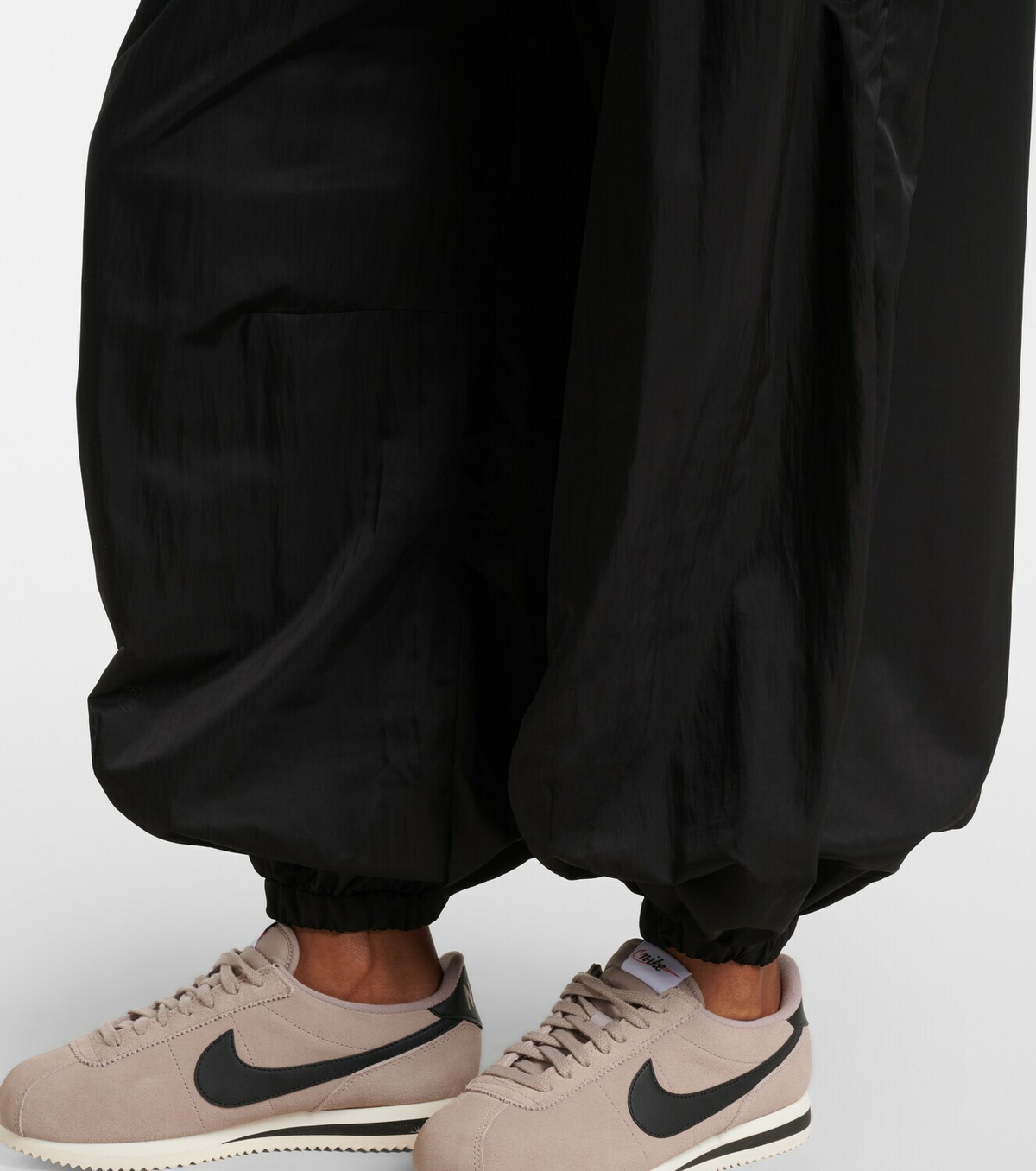 Norba Pleated balloon pants