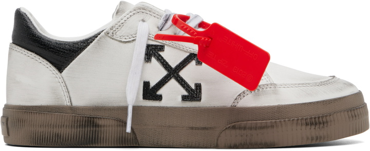 Photo: Off-White White Vulcanized Low Vintage Sneakers