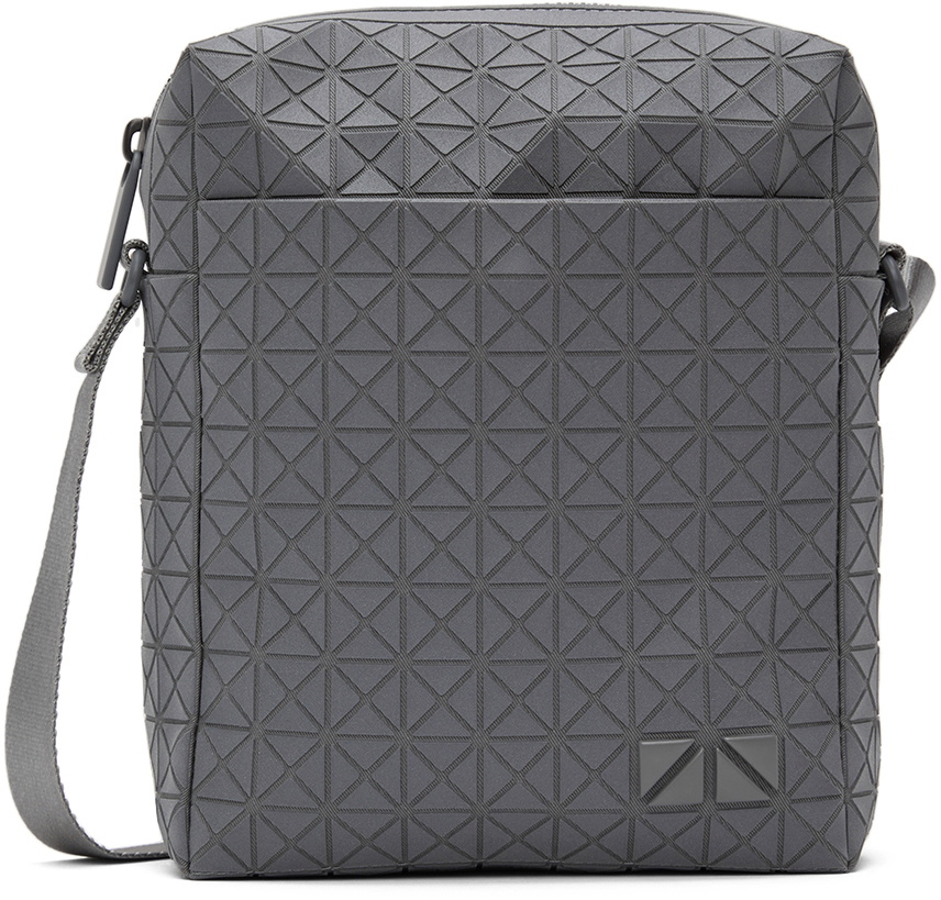 Bao Bao Issey Miyake 'voyager' Small Messenger Bag In Green