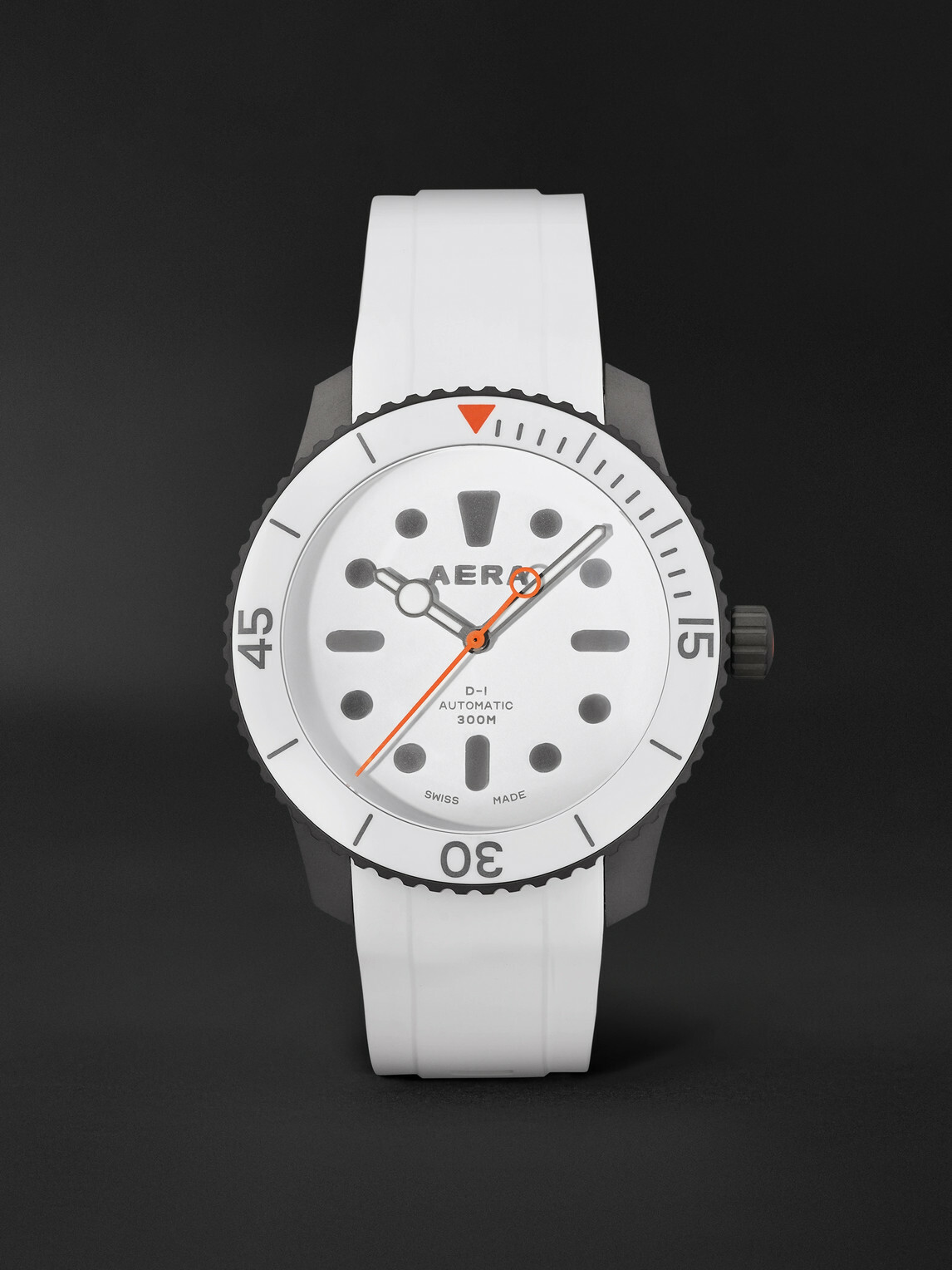 Aera - Todd Snyder D-1 Diver Limited Edition Automatic Titanium Watch - White