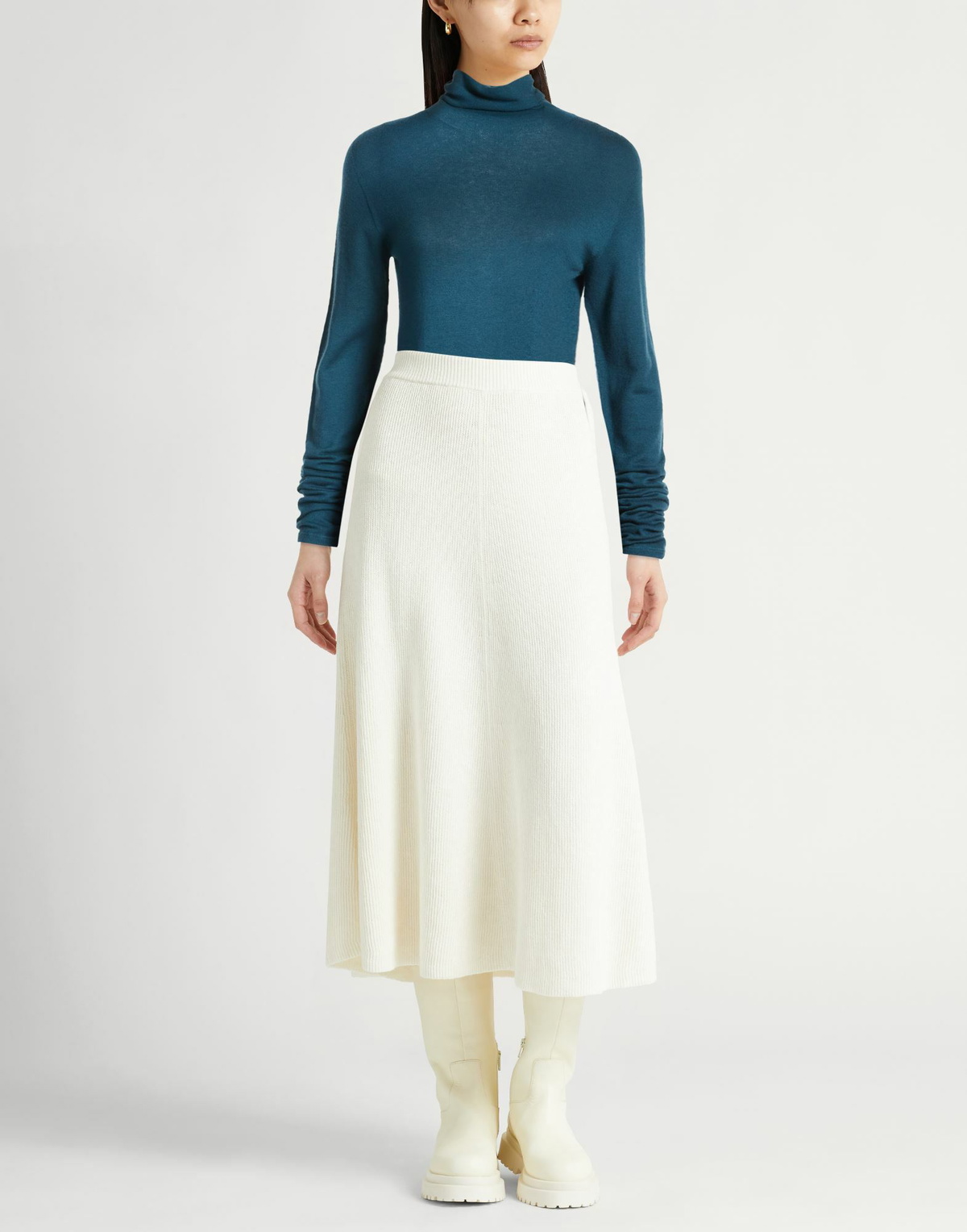 Majestic Filatures Womens Turtleneck Deep teal