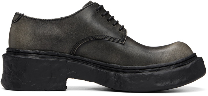 Photo: CAMPERLAB Gray Vámanos Derbys