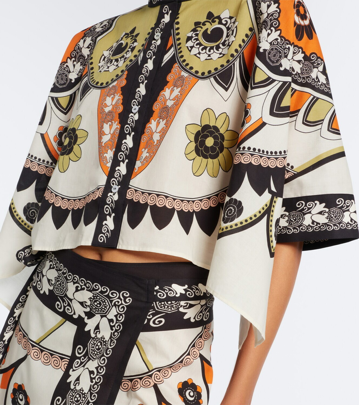 La DoubleJ Foulard printed cropped cotton shirt