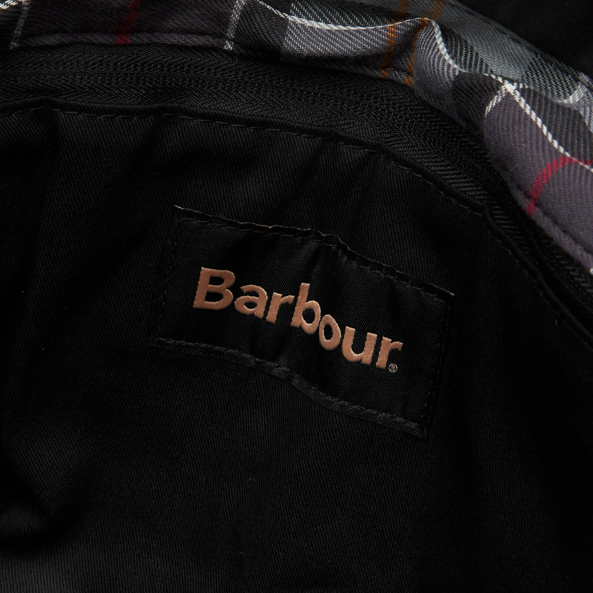 Barbour Men's Heritage + Transport Carry All Tote Bag in Black/Modern Tartan 