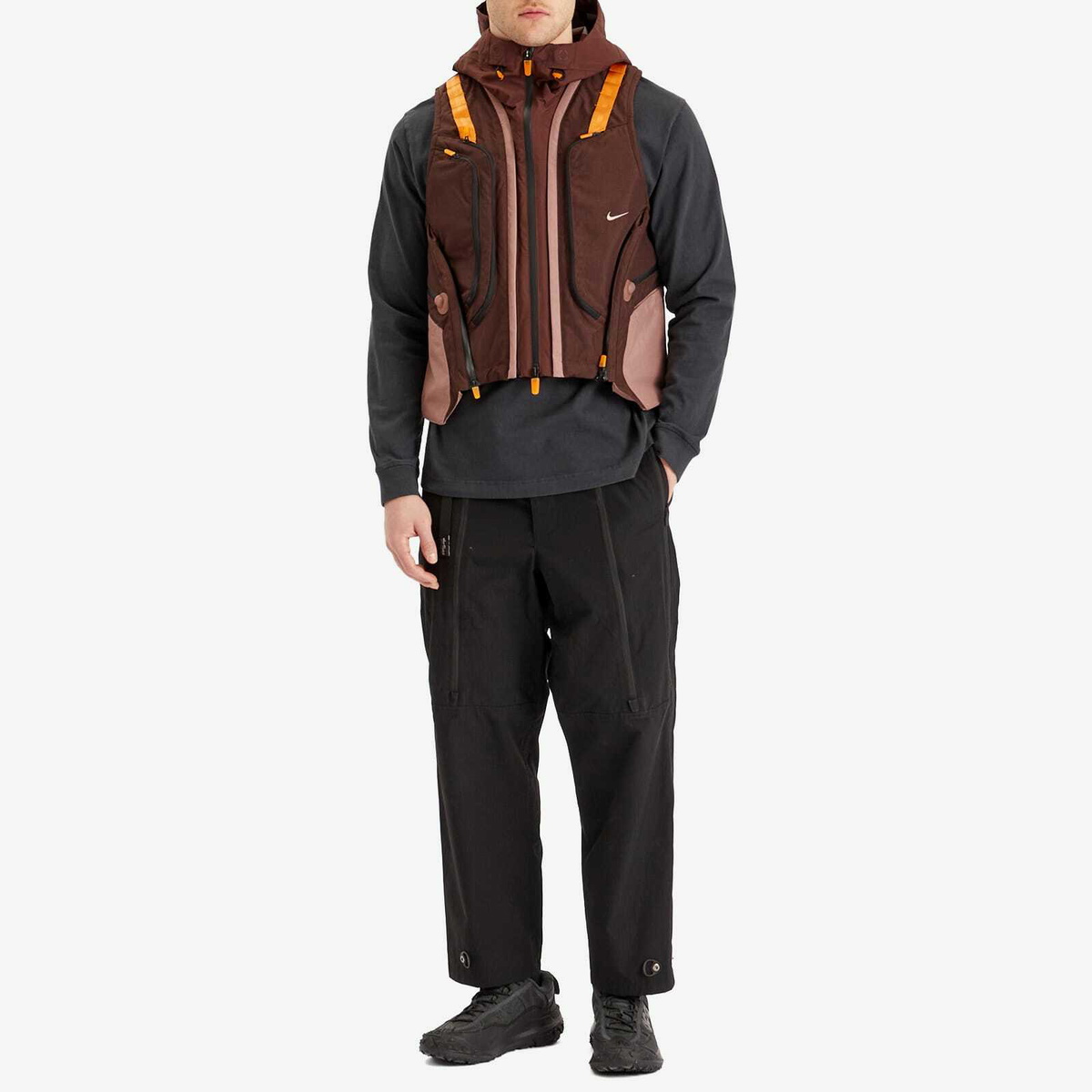 Nike ISPA Adapt Modular Vest in Earth/Smokey Mauve/Monarch Nike