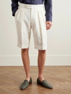 Richard James - Straight-Leg Pleated Linen Shorts - White