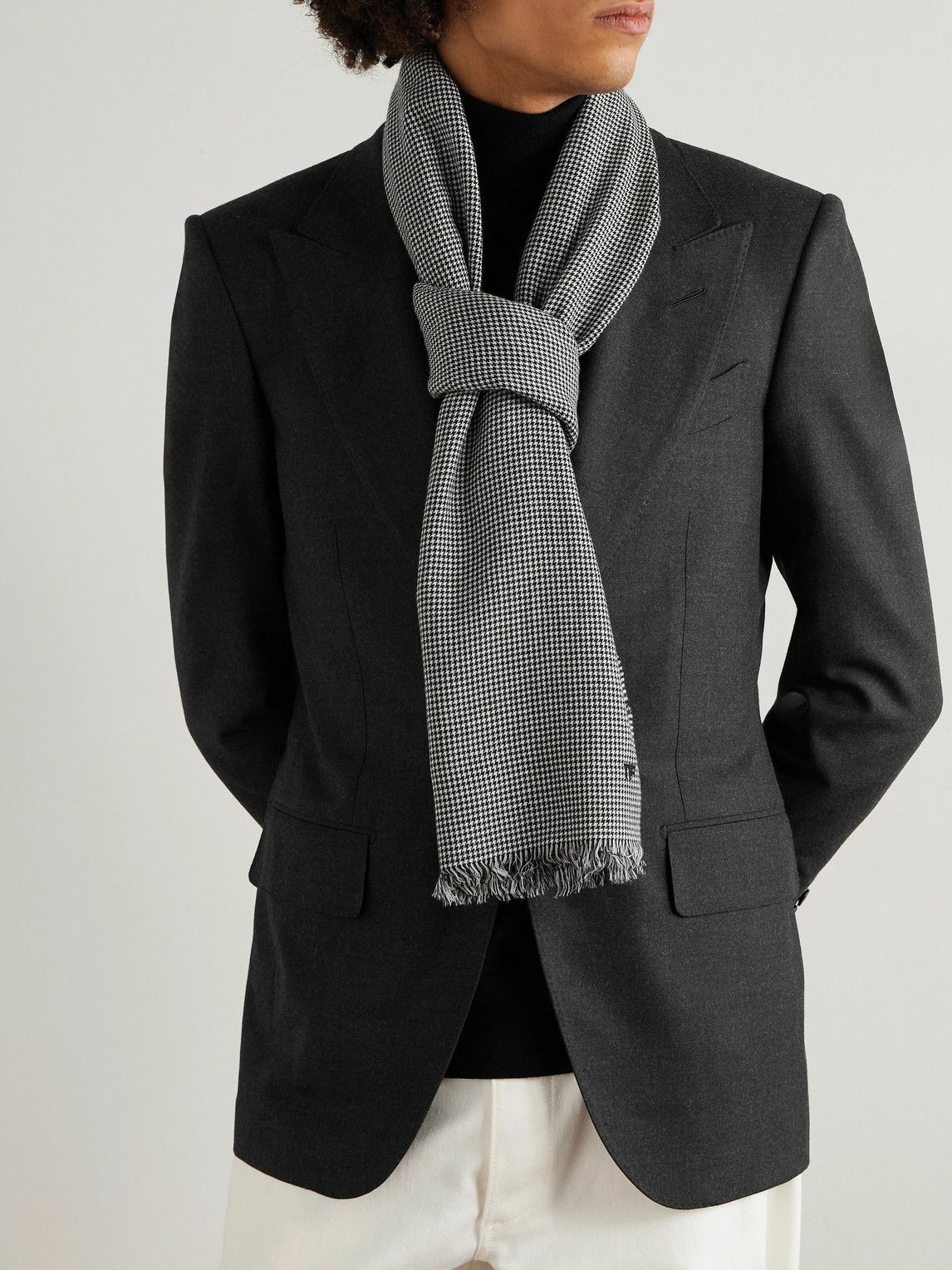 TOM FORD - Frayed Puppytooth Wool Scarf