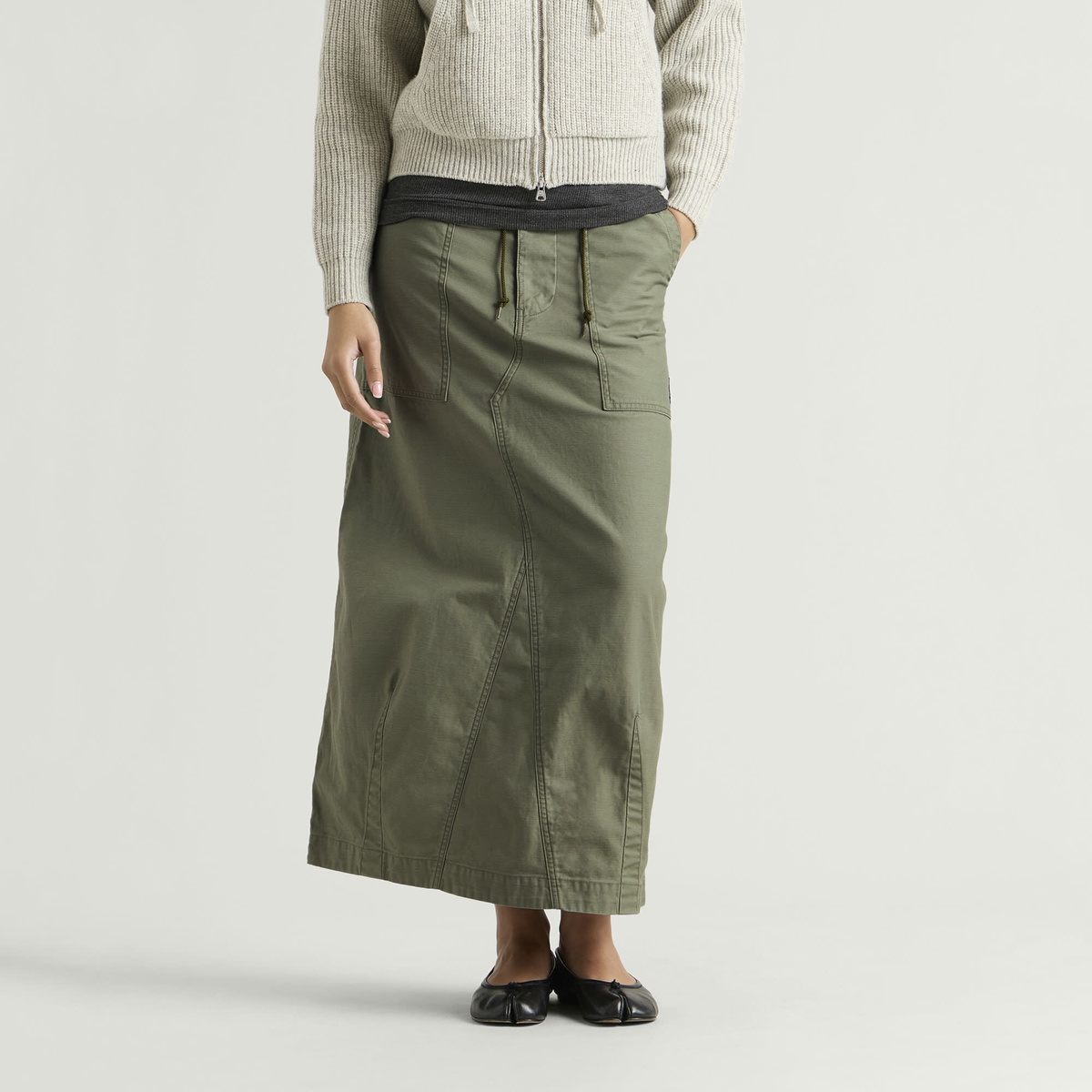 Needles Women's String Fatigue Midi Skirt in Olive