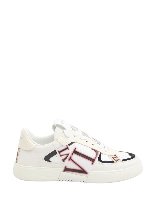 Photo: Valentino Garavani Vl7n Sneakers
