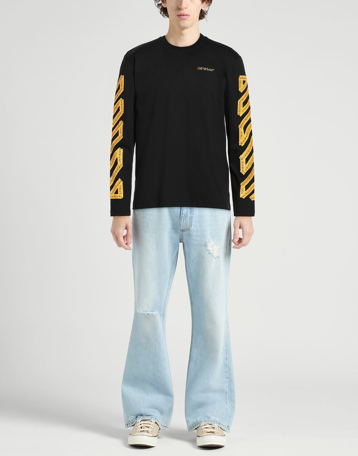 Off-white Mens T-shirt in Black