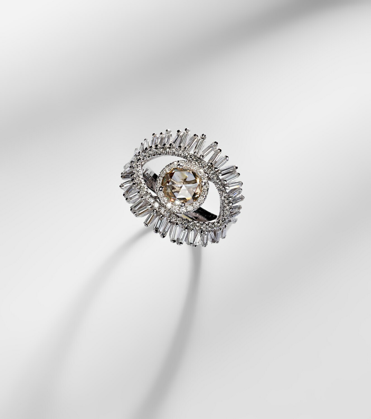 Suzanne Kalan One Of A Kind 18kt white gold ring with diamonds