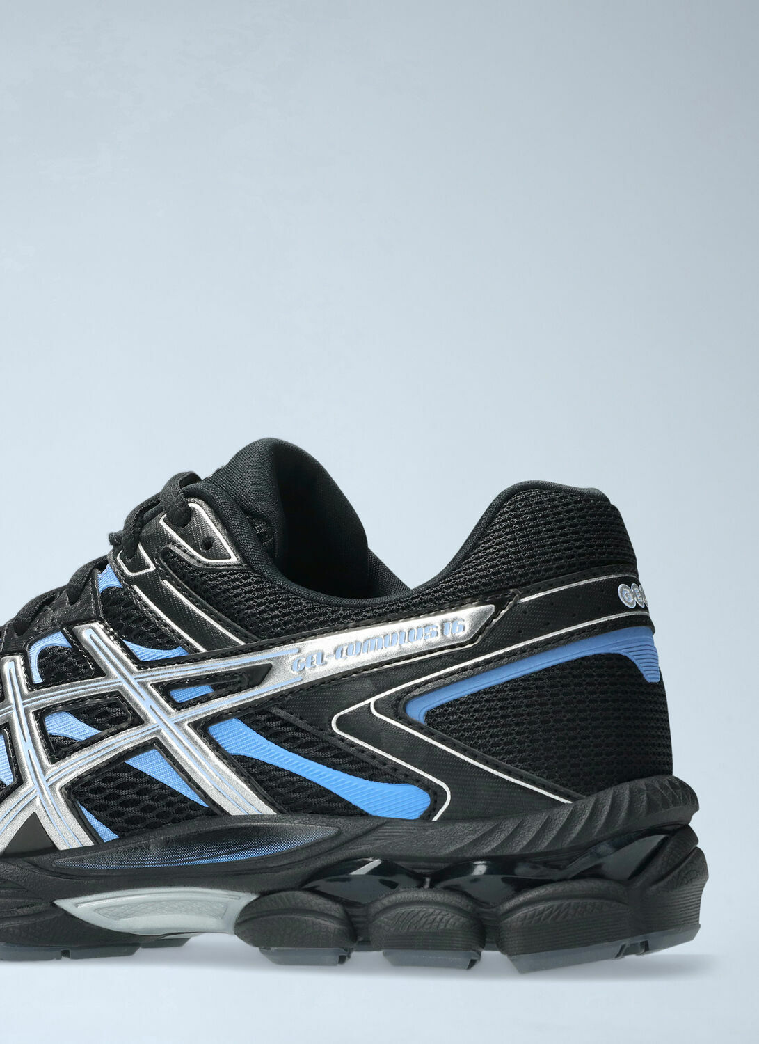 Asics Gel-Cumulus 16 Sneakers