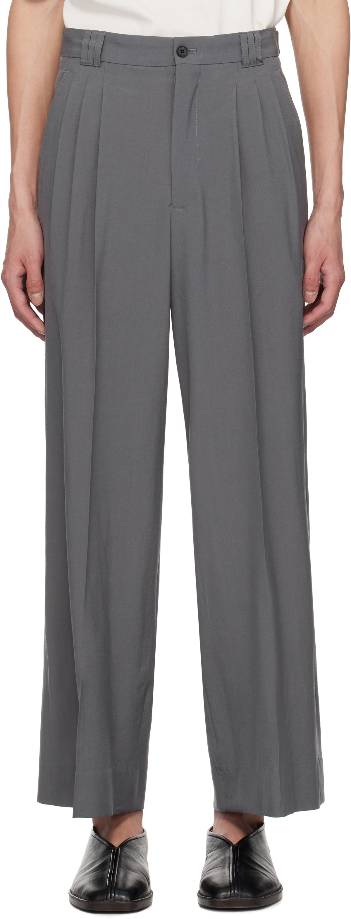 YOKE Gray 3Pleated Trousers