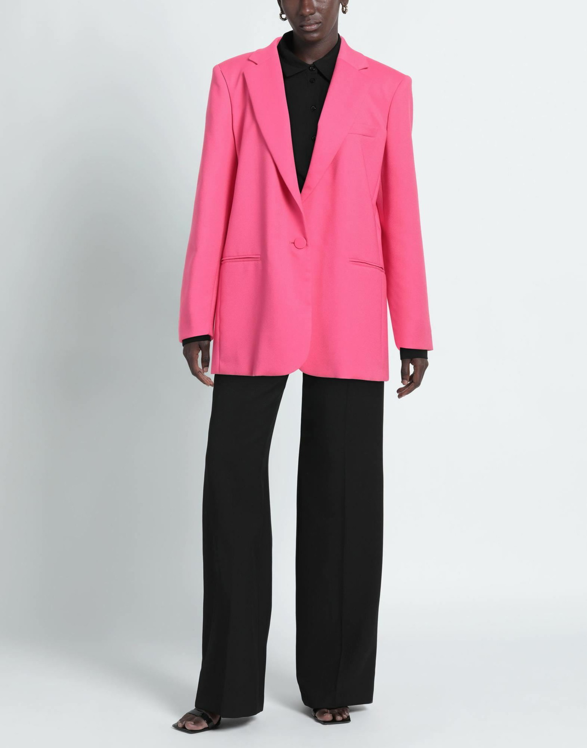 The Andamane Womens Blazer in Fuchsia