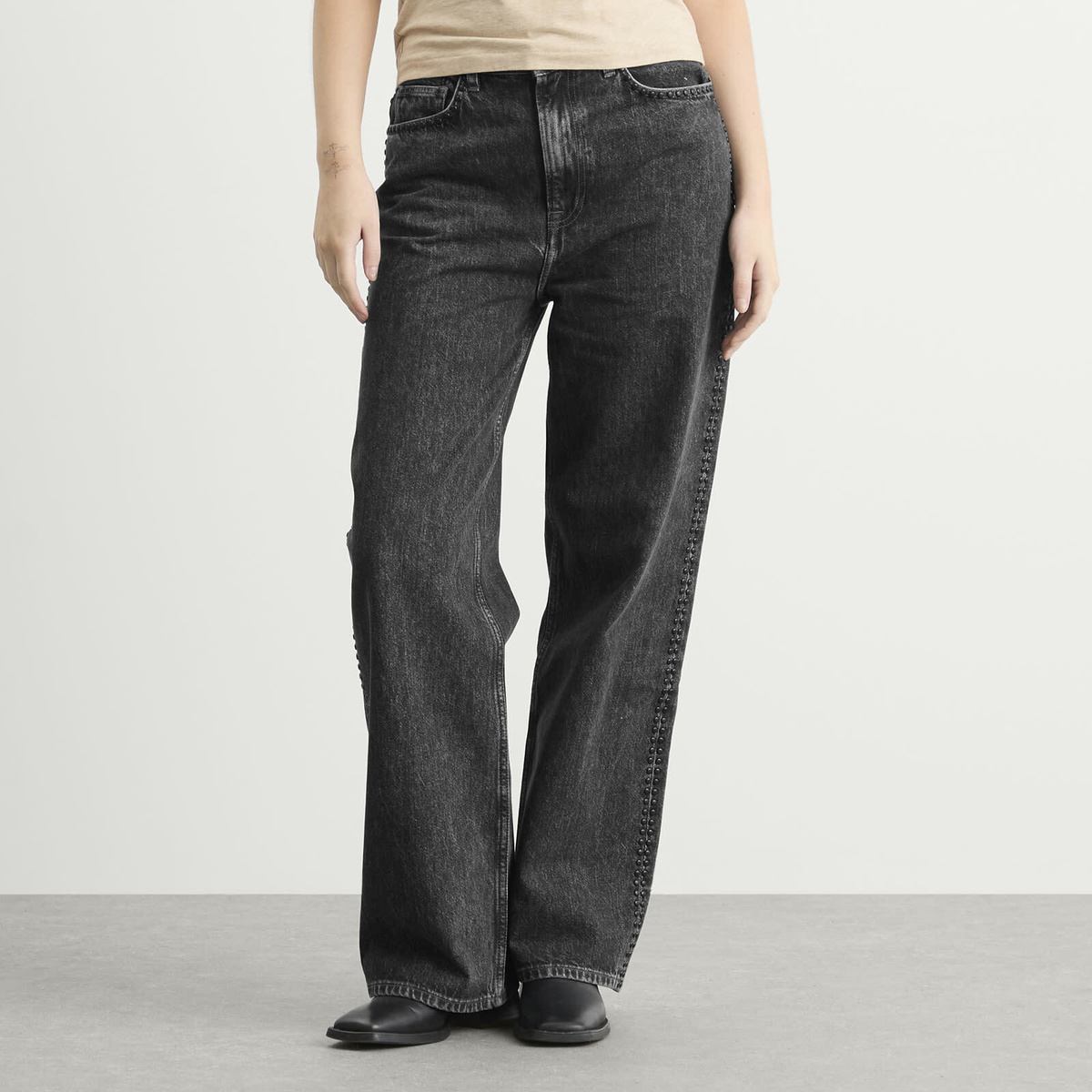 Samsøe Samsøe Women's Sashelly Studded Jeans in Grey Cloud