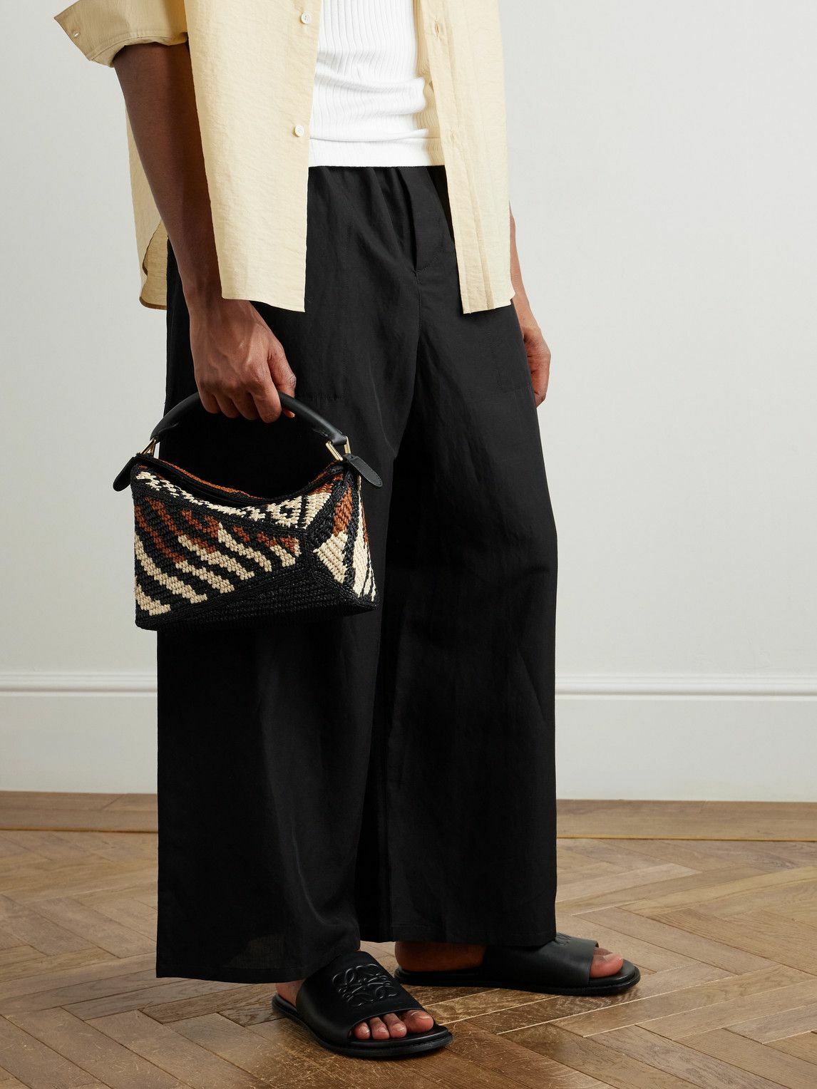 【送料込】LOEWE + Paula's Ibiza Puzzle メッセンジャーバッグ LOEWE - Paula's Ibiza Puzzle Leather-Trimmed Tiger-Print