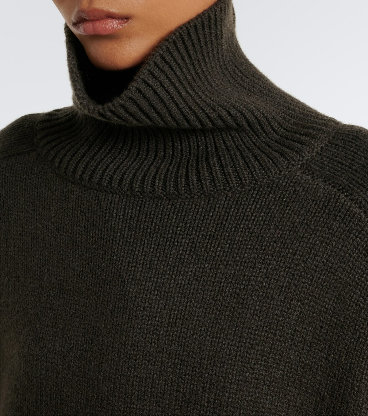 Lisa Yang Cathie cashmere turtleneck sweater