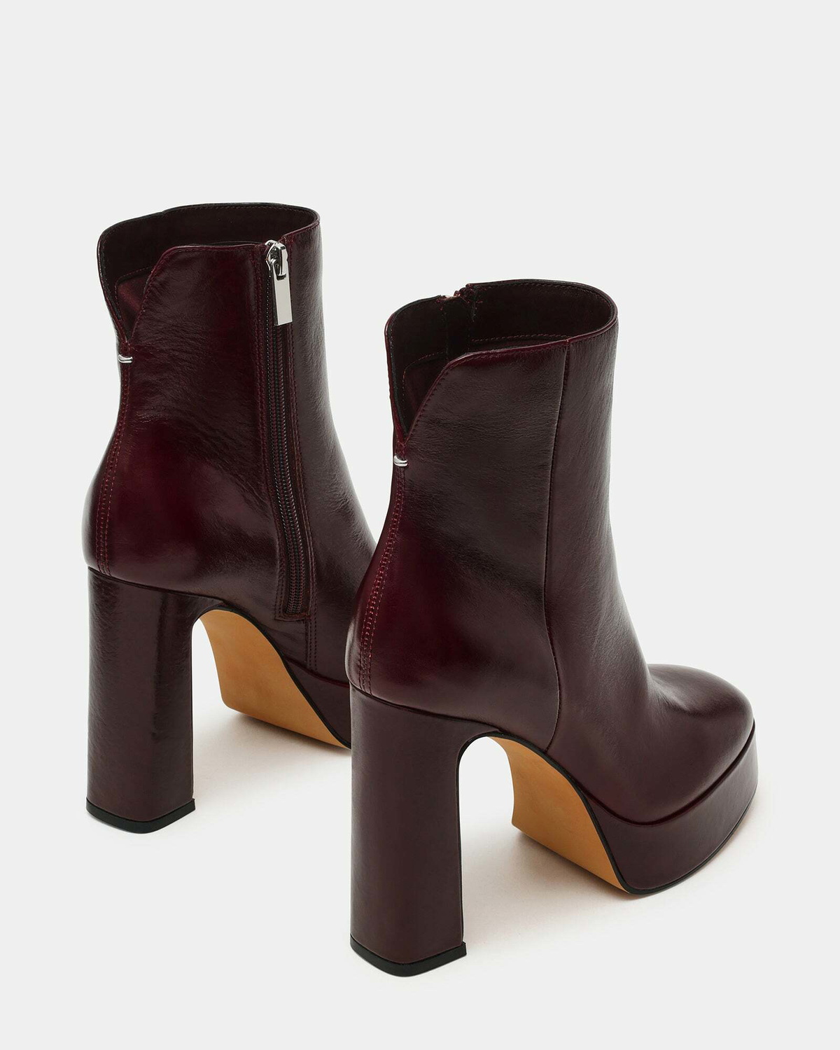 Steve Madden Lochlan Booties in Burgundy