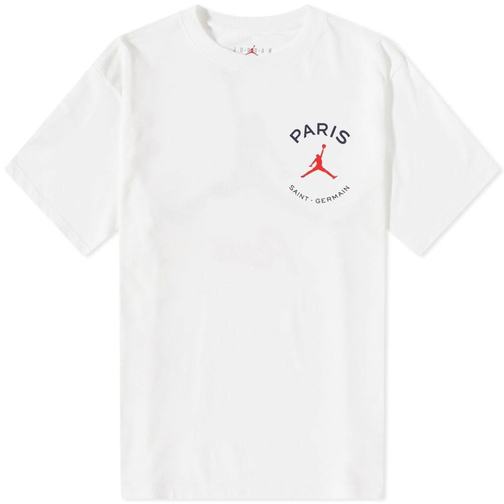 Photo: Air Jordan Men's PSG Logo T-Shirt in White