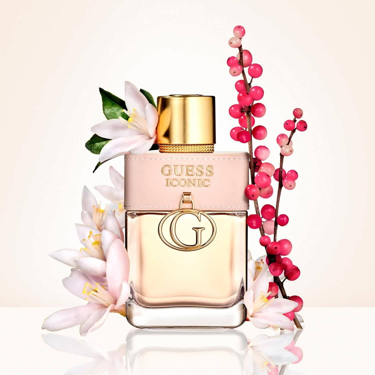 Guess Ladies Iconic EDP Spray 3.4 oz Fragrances 085715323538