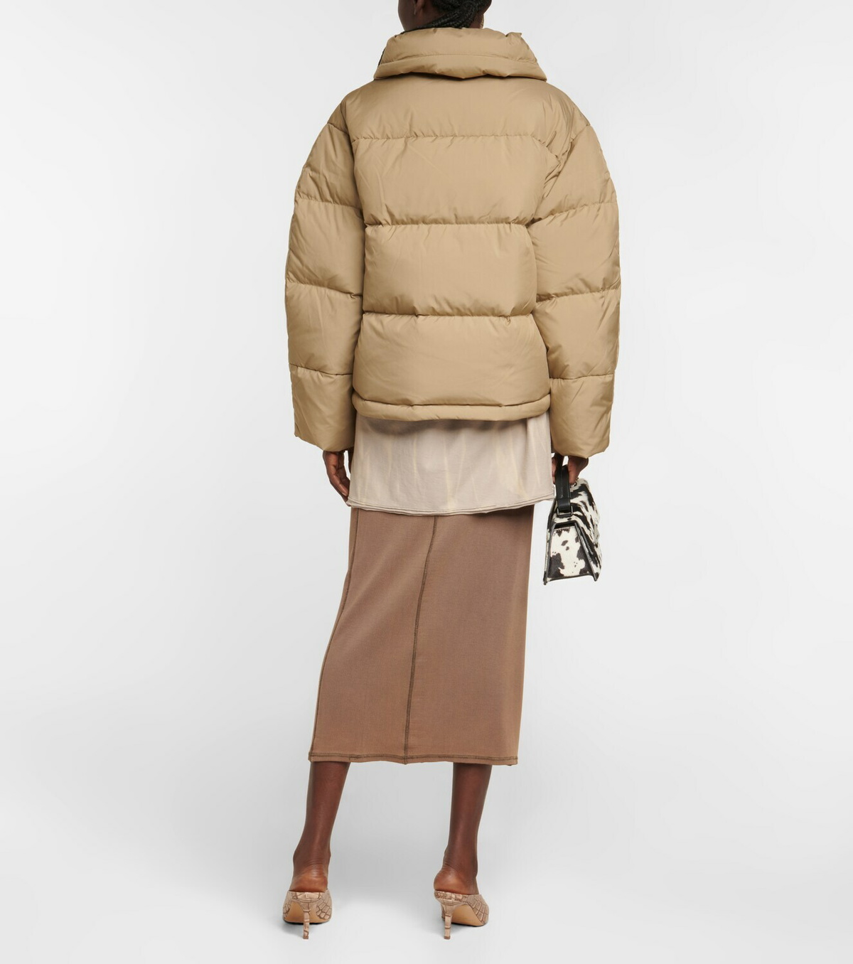 関税送料込み【ACNE STUDIOS】Logo Puffer Jacket in Porcelain Acne Studios Logo puffer jacket | mytheresa | REVERSIBLE