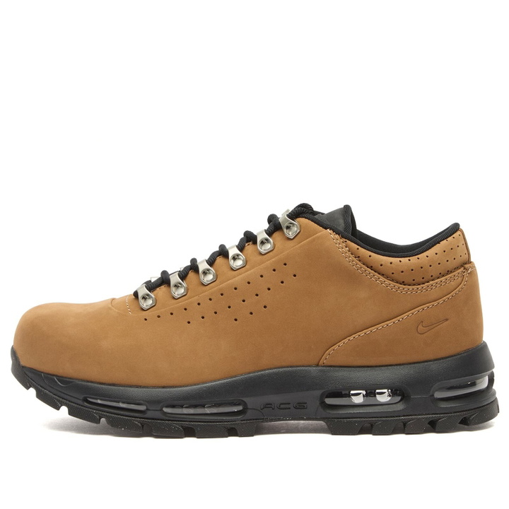 Photo: Nike Men's Goadome Low SP Sneaker in Taupe/University Red/Black