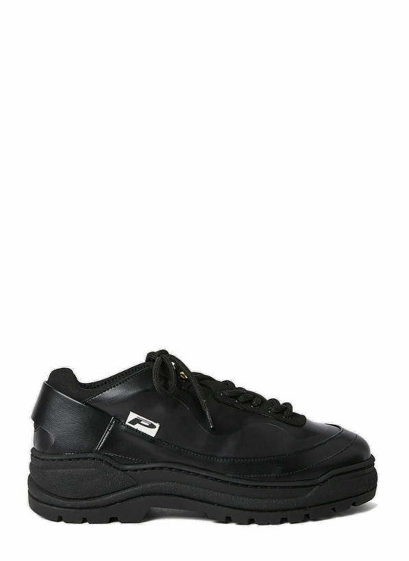 Photo: Approche Sneakers in Black