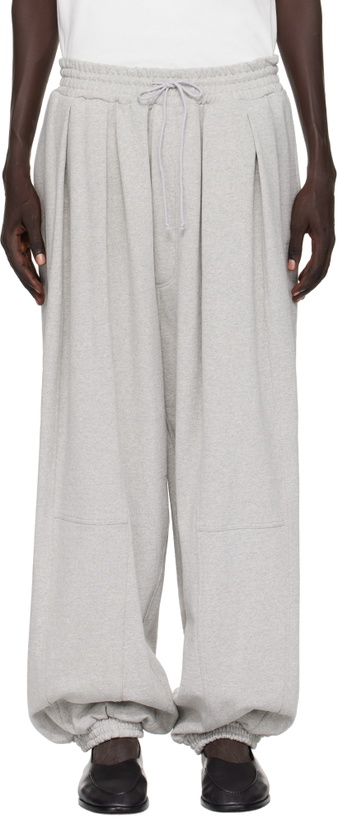 Photo: Hed Mayner Gray Embroidered Sweatpants
