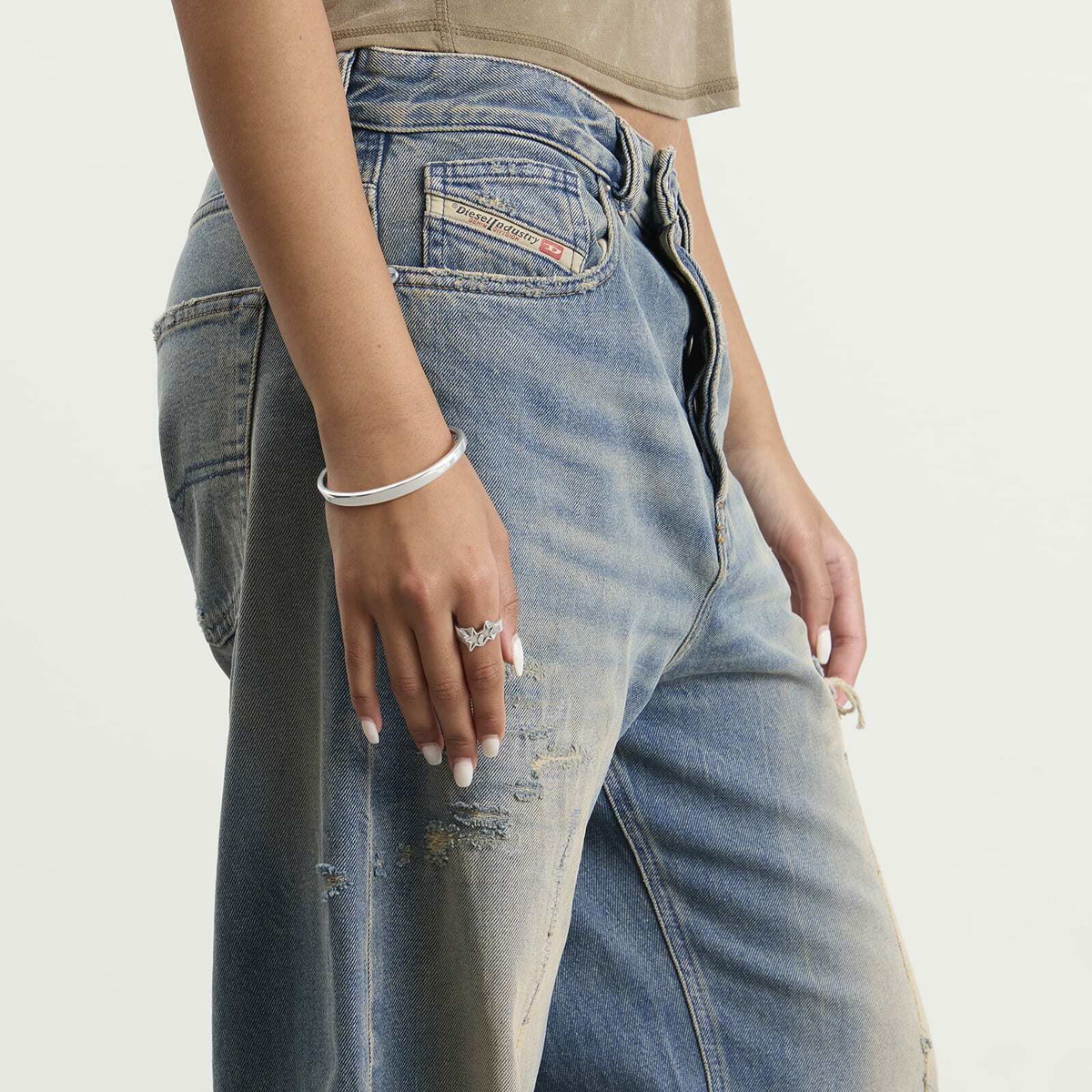 TwoJeys Tilted Icon Ring in Silver