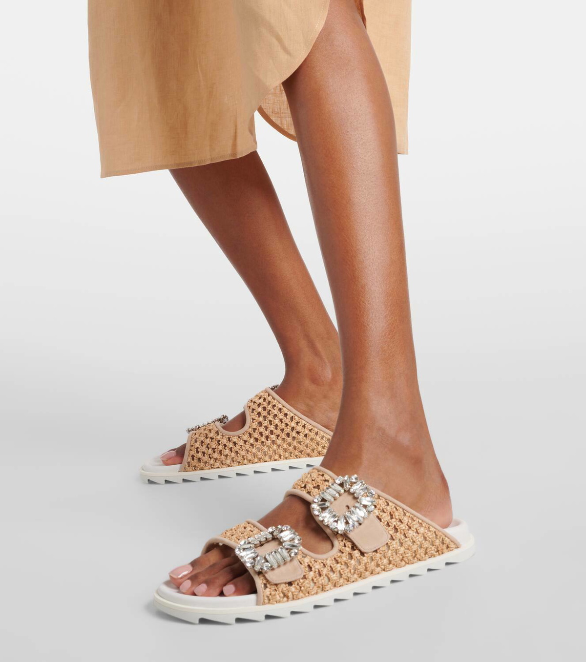 サンダル・ミュール ROGER VIVIER SLIDY VIV RAFFIA SANDALS Roger Vivier Slidy Viv' leather-trimmed raffia slides Roger