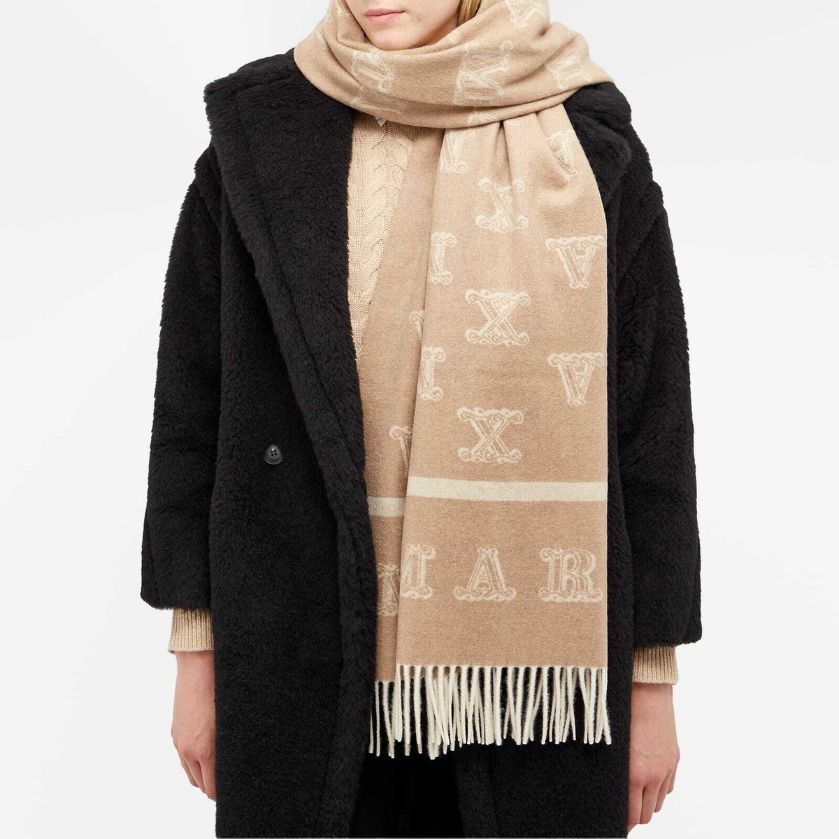 【関税&送料込】Max Mara Wsklause Scarf In Cashmere Beige Wsklause Scarf by Max Mara on Sale