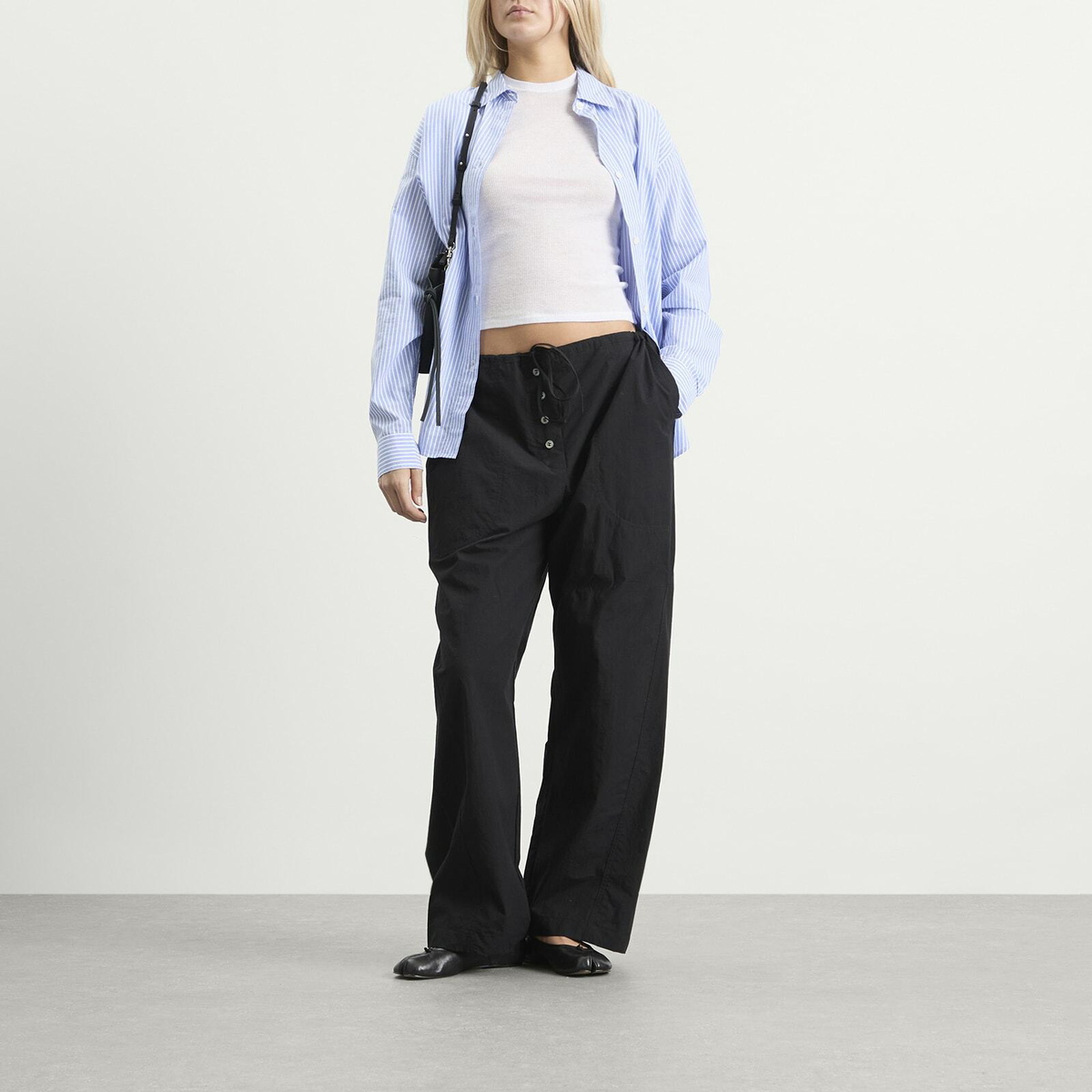 Studio Nicholson Women's Ventura Drawstring Trousers in Black