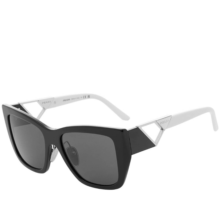 Photo: Prada Eyewear PR 21YS Sunglasses