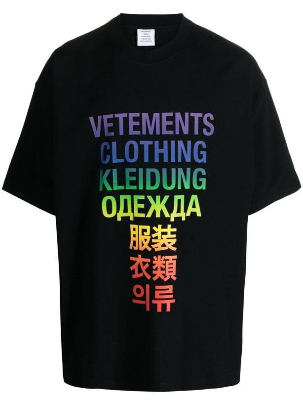 Photo: VETEMENTS - Logo T-shirt