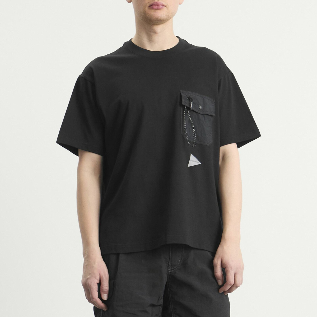 And Wander Men's Pocket T-Shirt in Black