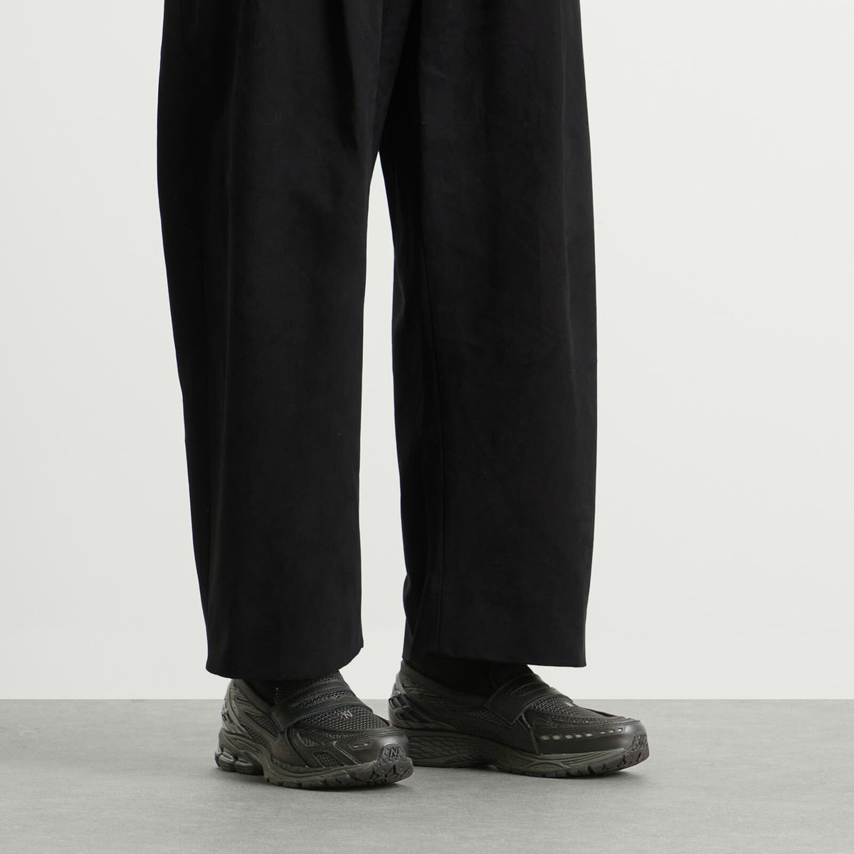 New Balance 1906 Loafer U1906LAI in Black