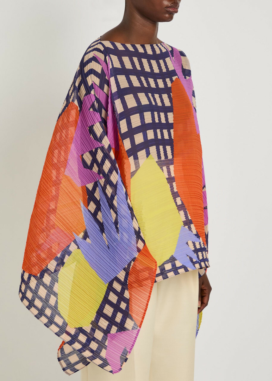 Pleats Please Issey Miyake Printed Pleated Woven Stole - Red - One Size