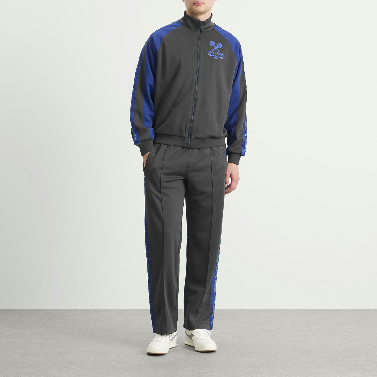 Diadora Men's Legacy Track Top in Black Oyster