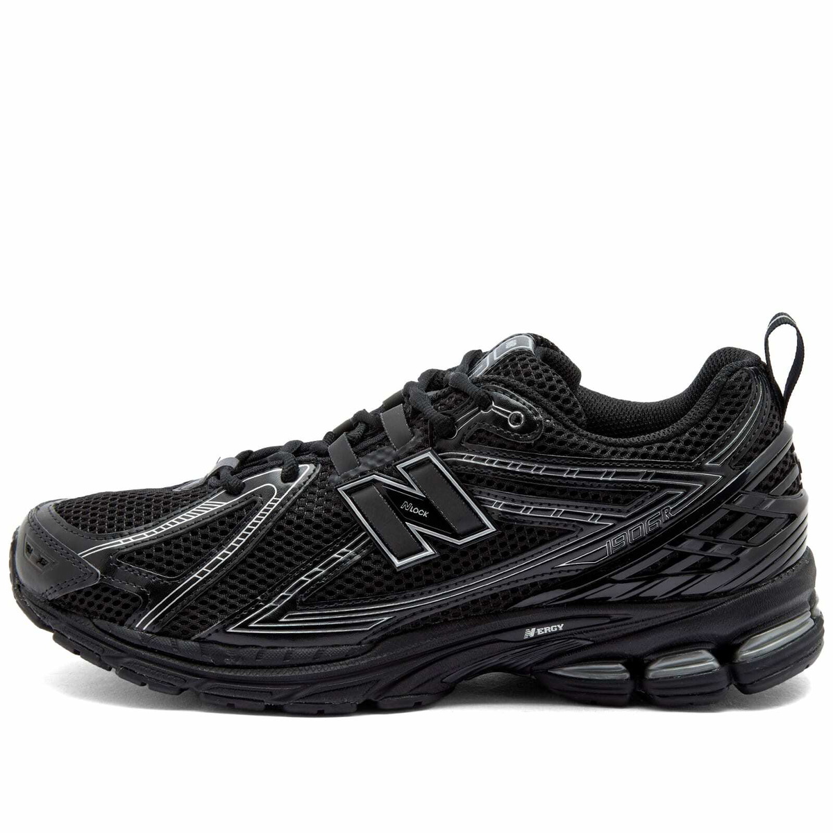 New Balance　M1906RCH Black　25.5 New Balance Men's M1906RCH Sneakers in Black New Balance