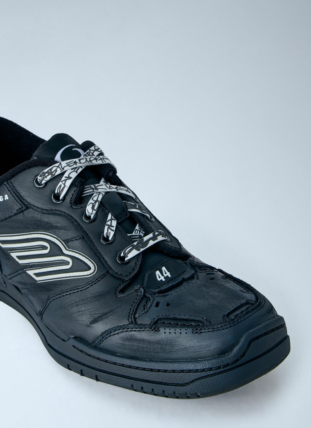 Balenciaga Hamptons Worn-Out Sneakers