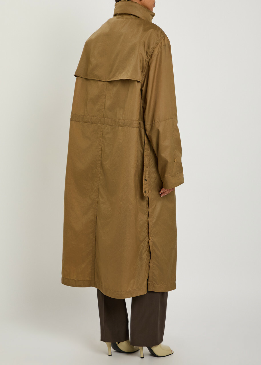Lemaire Hooded Water-repellent Nylon Raincoat Camel