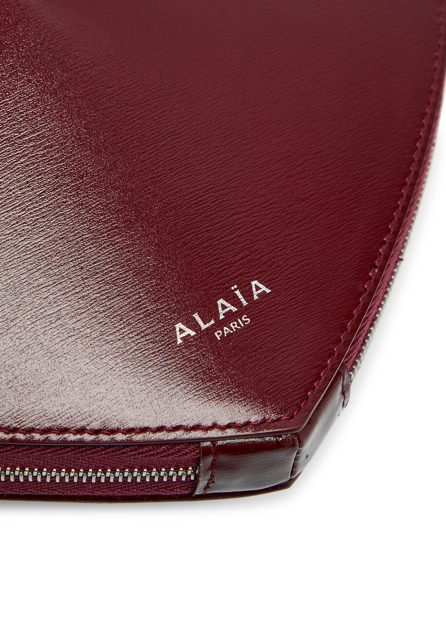 Alaïa Le Couer Glossed Leather Cross-body bag - Burgundy - One Size