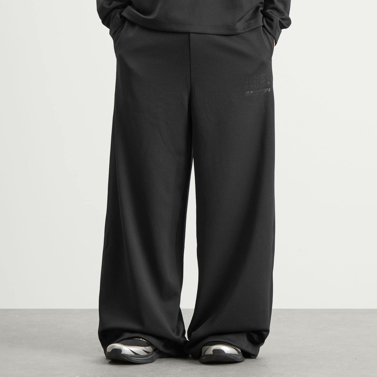 MM6 Maison Margiela Men's x Salomon Tech Jogger in Washed Black