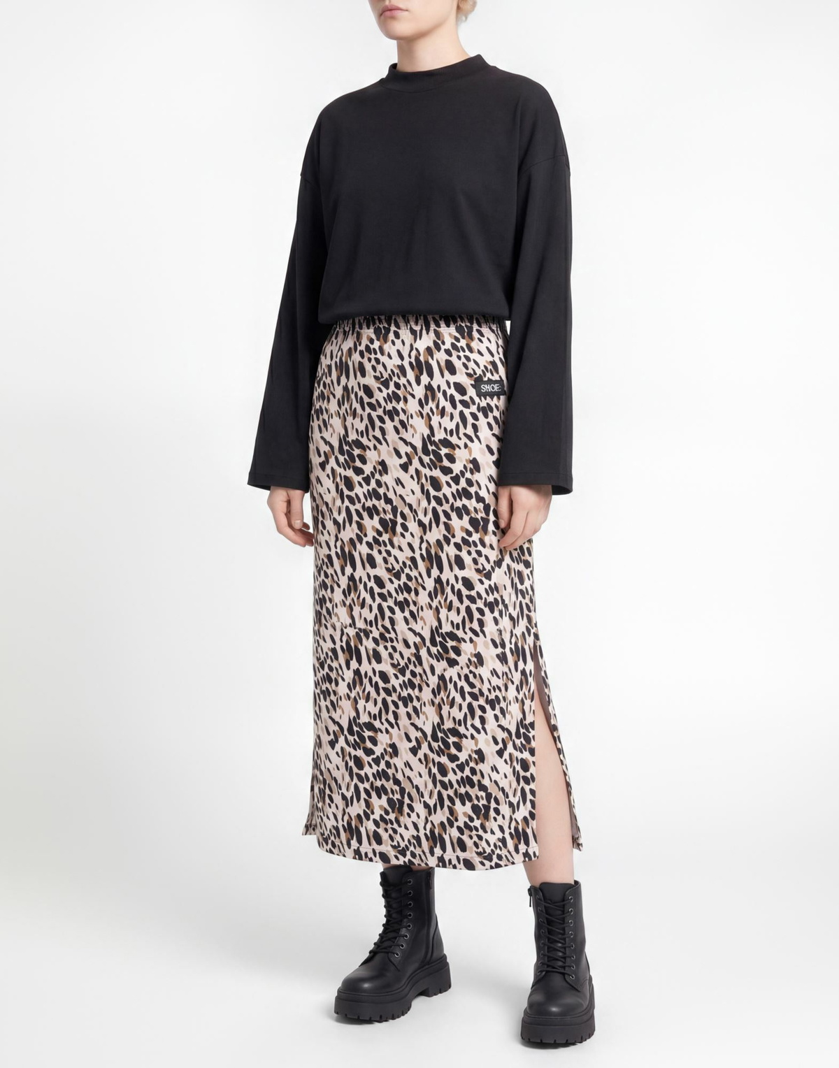 Shoe Womens Midi skirt in Beige