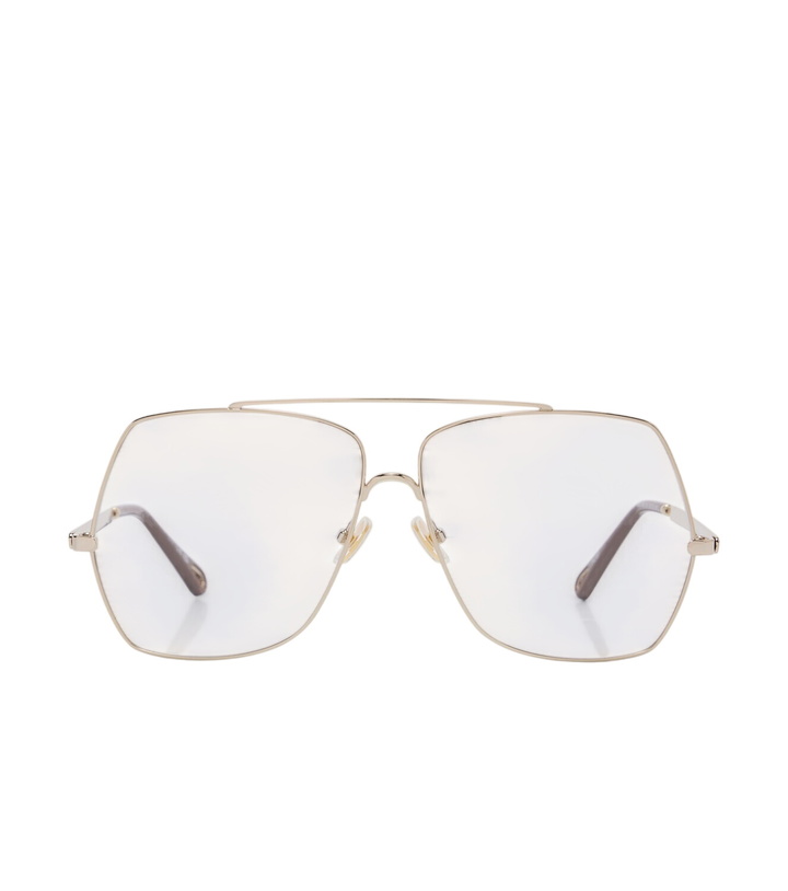 Photo: Chloé Aly navigator glasses