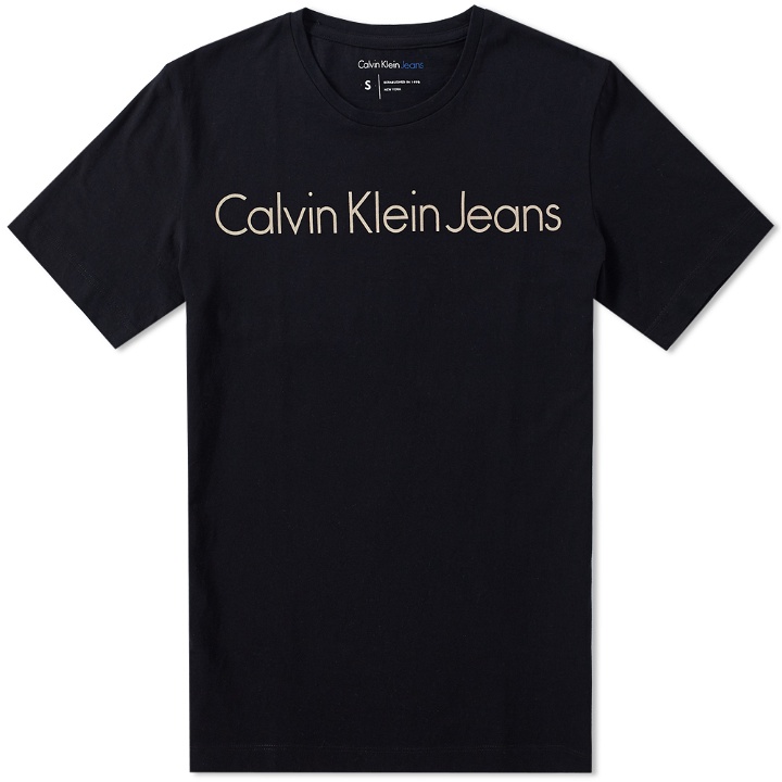 Photo: Calvin Klein Jeans Treasure Tee