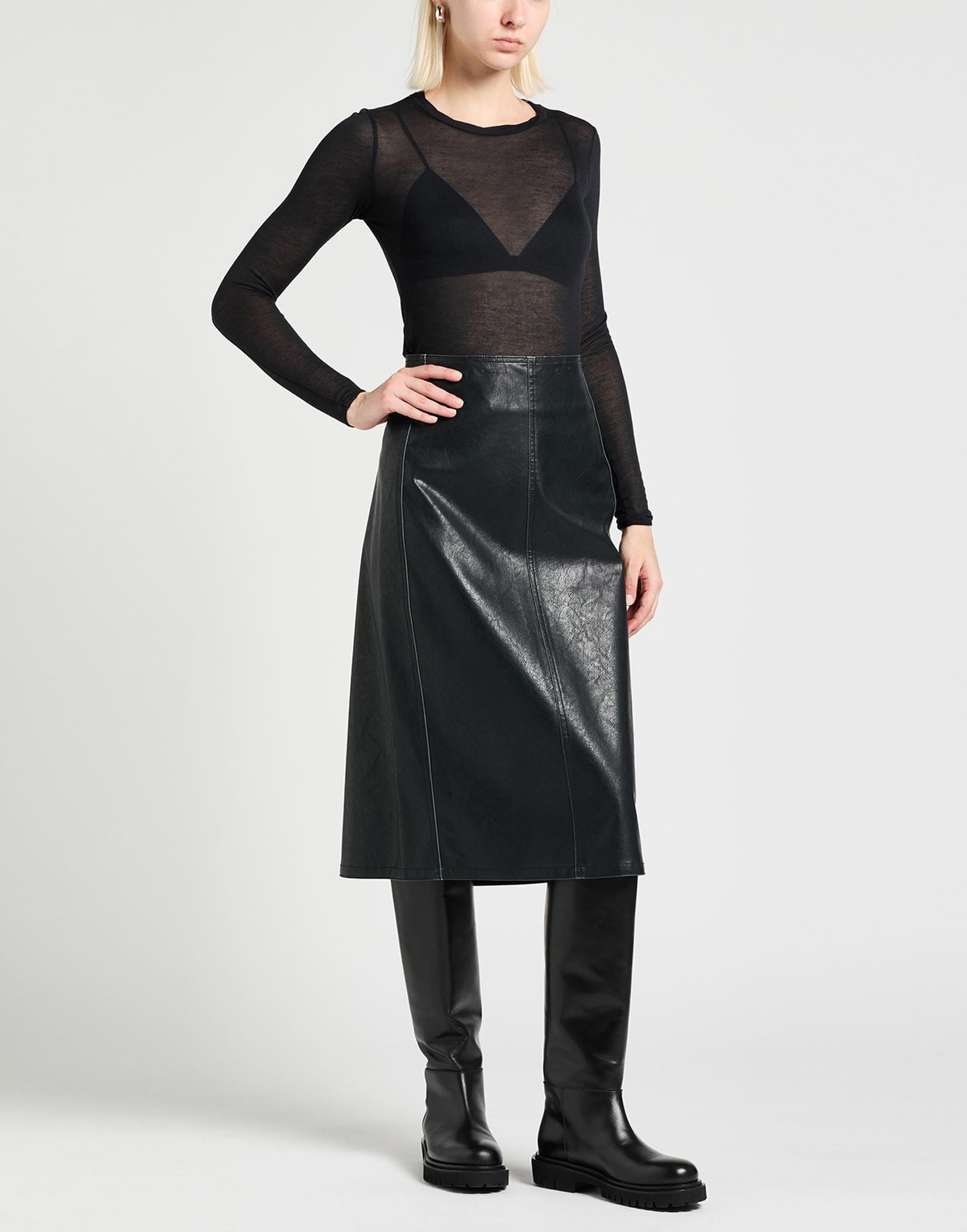 Majestic Filatures Womens T-shirt in Black