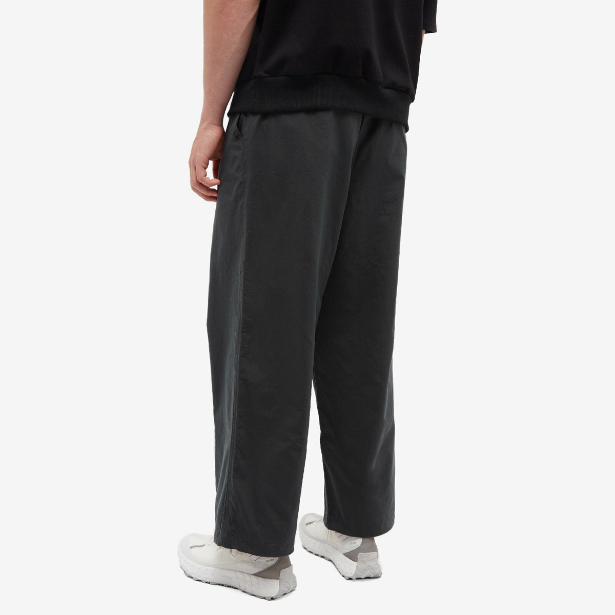 DAIWA Men's Tech Bush Pant in Ink Black DAIWA